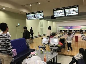 社内レクリエーション　ボウリング大会　【平成28年12月11日】02